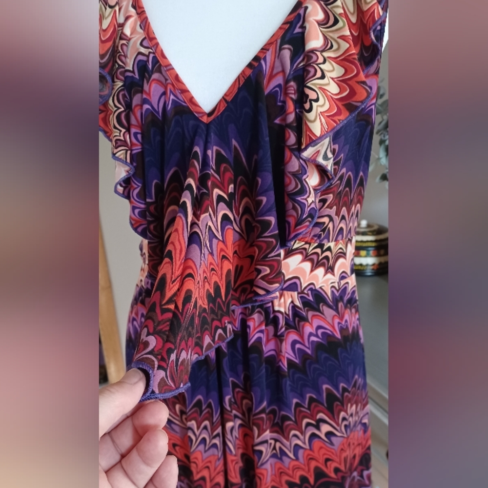 Funky And Fun Y2K Dress with Cute Ruffle Front Detail - Picture 4 of 9